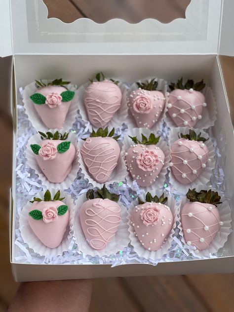 Light Pink Chocolate Covered Strawberries, Ballerina Chocolate Covered Strawberries, Pink Theme Strawberries, Chocolate Covered Strawberries With Pearls, Pink And Green Chocolate Strawberries, Mother’s Day Dipped Strawberries, Cute Chocolate Strawberries, Floral Chocolate Covered Strawberries, Chocolate Covered Strawberries Theme