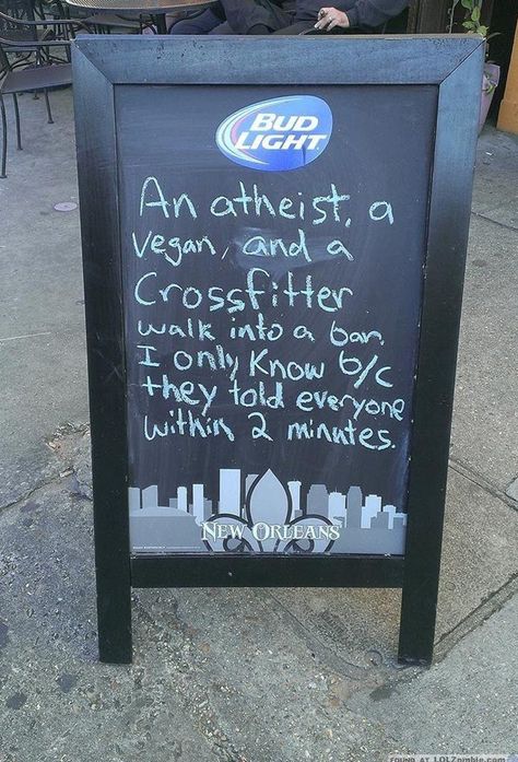 The 20 Greatest Anti-Vegan Restaurant Signs of All Time Atheist Jokes, Vegan Sign, Anti Vegan, Vegan Jokes, Bar Jokes, Party Fail, Vegan Memes, Vegan Quotes, Vegan Humor