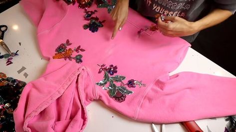 Sequins Embroidery Tutorial, Diy Sequin Top, Bedazzled Sweatshirt, Diy Sequin, Beaded Sweatshirt, Nutcracker Shirt, Sequin Tshirt, Sequin Ornaments, Sequin Hoodie