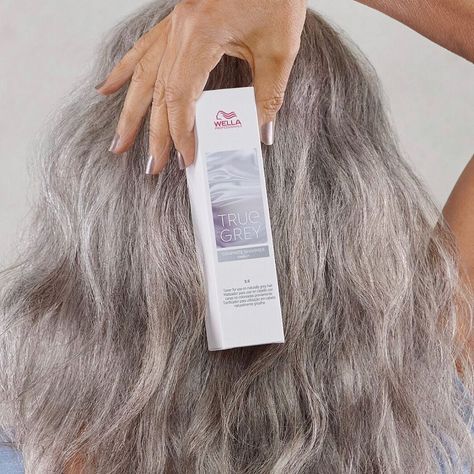 Red Hair Toner, Grey Hair Diy, Enhancing Gray Hair, Silver Hair Toner, Silver Grey Hair Dye, Gray Hair Solutions, Natural Grey Hair, Grey Hair Care, Grey Hair Transformation