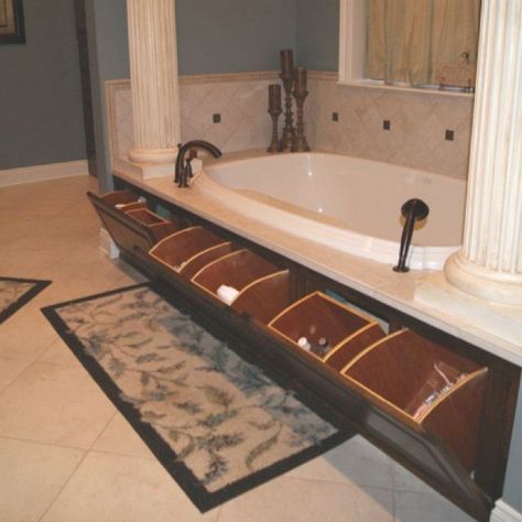 Bathroom Garden, Warm Home Decor, Garden Tub, Bathroom Tub, Bath Room, Dream Bathroom, Bath Tub, Bath Remodel, House Bathroom