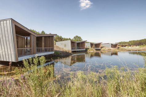 Gallery of Eco-lodges_les Echasses / Patrick Arotcharen Architecte - 19 Modern Eco House, Modern Eco Friendly Home, Eco House Design, Chic Shack, Butterfly Roof, Eco Lodges, Eco Resort, Butterfly Houses, Eco Architecture