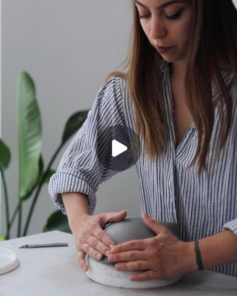 35K views · 2.2K likes | Hana Karim Studio on Instagram: "Making an organic shaped breakfast bowl •
These little bowls take quite some time and energy, especially convincing clay she doesn’t want to be flat but ~ bent. Finding just the right dryness - wetness is crucial, a bit too wet and clay sticks to the mould, a bit too dry and it will break. As always, the search of balance continues 🧘‍♀️ 
Happy weekend everyone!
•
•
•
#ceramics #potteryvideos #clay #handmade" Hana Karim Ceramic, Hana Karim, Pottery Videos, Clay Bowl, Breakfast Bowl, Breakfast Bowls, Happy Weekend, May 27, Pottery Ideas