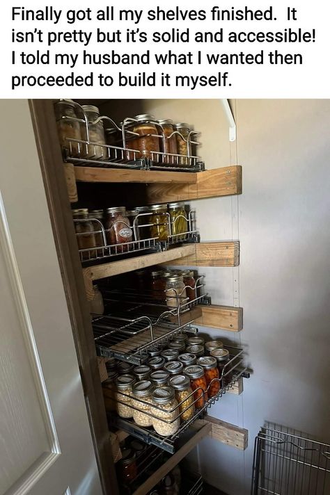 Canning Shelf, Root Cellar Storage, Canning Jar Storage, Diy Canning, Food Storage Rooms, House Pantry, Canned Food Storage, Pantry Remodel, Root Cellar