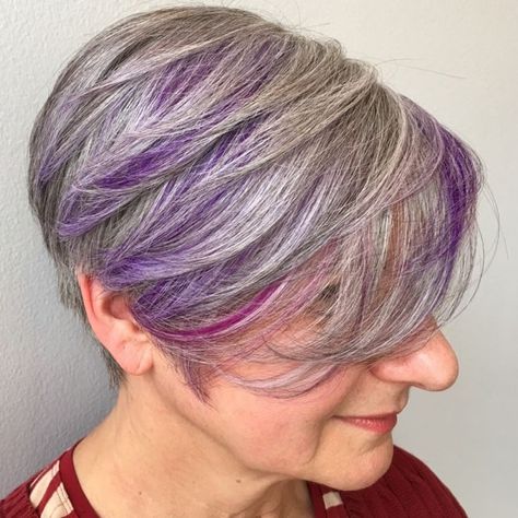 Lavender Highlights, Face Framing Hair, Gray Hair Styles, Wavy Pixie Cut, Grey Blonde Hair, Salt And Pepper Hair, Hairstyles For Women Over 60, Transitioning Hairstyles, Beautiful Gray Hair