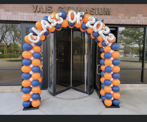 Sports Theme Birthday, Graduation Balloons, Graduation Party Decor, Balloon Bouquet, Sports Theme, Balloon Arch, Senior Year, Graduation Party, Birthday Party Themes