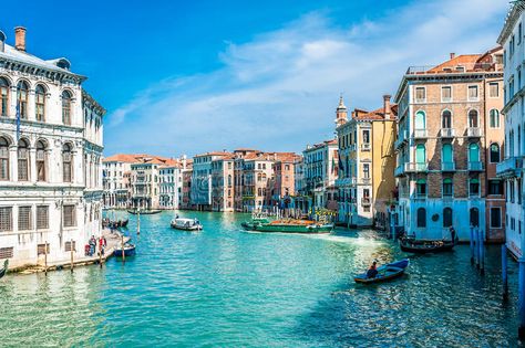 Italy Buildings Aesthetic, Italy Landscape Photography, Blurry Nature, Wall Banner Decor, Italy Background, Venice Landscape, Italy Pics, Ancient Italy, Landscape Italy