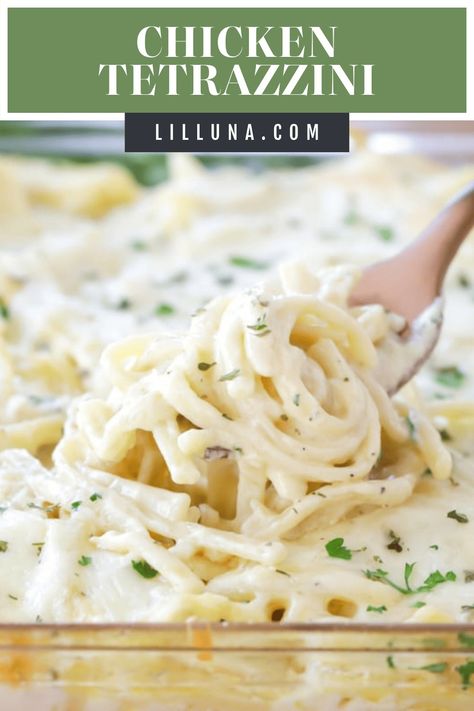 Easy, creamy, and utterly delicious cheesy chicken tetrazzini is a family favorite that takes minutes to prep! #chickentetrazzini #tetrazzini #tetrazzinirecipe #dinner #dinnerideas #chicken #chickenrecipes Yummy Pasta Dinners, Pasta Crackers, Chicken Tettrazini, Cheesy Chicken Tetrazzini, Tetrazzini Recipes, Easy Chicken Tetrazzini Recipe, Easy Chicken Tetrazzini, Chicken Italian, Chicken Tetrazzini Recipes