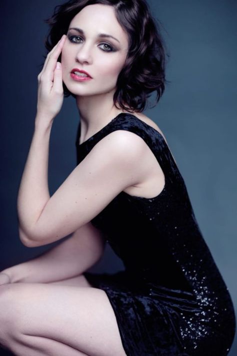 Tuppence Middleton Wiki, Bio, Age, Height, Weight, Body Measurements, Bra Size, Net Worth Tuppence Middleton Sense8, Tuppence Middleton, Be Serious, Teresa Palmer, Life's Too Short, British Women, Downton Abbey, Too Short, Height And Weight