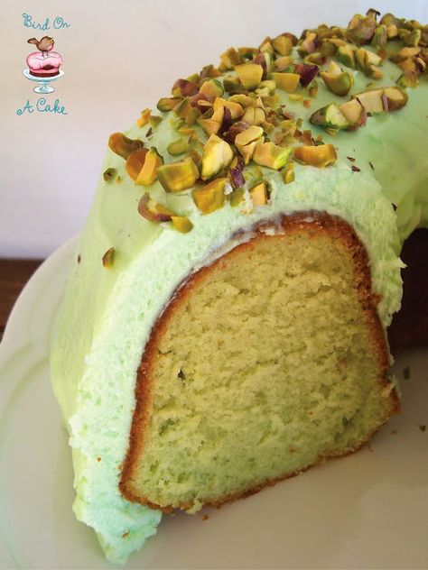 Pistachio Pudding Bundt Cake, Pistachio Glaze, Pudding Bundt Cake, Pistachio Pudding Cake, Pistachio Bread, Pistachio Cake Recipe, Crock Pot Corned Beef, Pistachio Recipes, Corned Beef And Cabbage