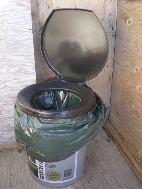 The Right Way to Make a Bucket Toilet - Primal Survivor Camping Klo, Bucket Toilet, Camper Awnings, 5 Gallon Buckets, Camping Diy, Camping Toilet, Composting Toilet, Duluth Mn, Diy Camping