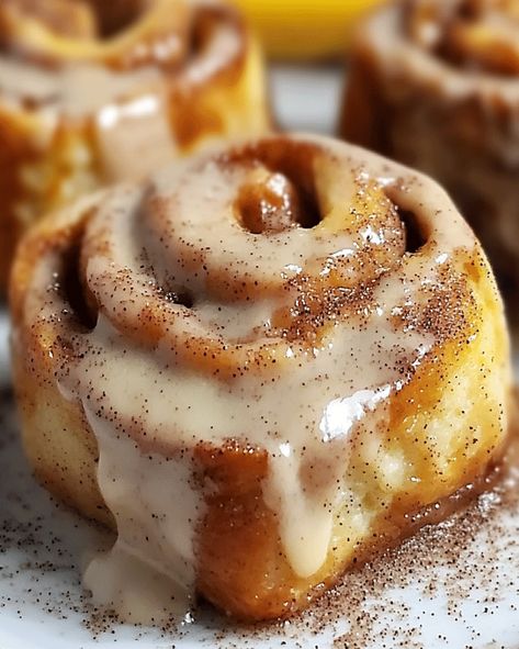 Banana Bread Cinnamon Rolls Recipe – Easy & Delicious Treat Cinnamon Rolls Recipe Easy, Banana Bread Cinnamon Rolls, Banana Bread Cinnamon, Zucchini Banana Bread Recipes, Optimal Recipes, Bread Cinnamon Rolls, Rolls Recipe Easy, Rolls From Scratch, Easy Cinnamon Rolls Recipe