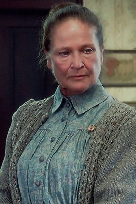 Marilla Cuthbert, Colleen Dewhurst, Geraldine James, Construction Outfit, Megan Follows, Anne Of Avonlea, Lucy Maud Montgomery, A Writer's Life, Gilbert Blythe