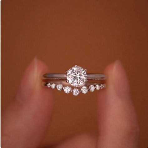 ad eBay - Find many great new & used options and get the best deals for 2.00Cts Round Cut Moissanite Engagement & Wedding Ring Set Solid 14K White Gold at the best online prices at eBay! Free shipping for many products! Engagement And Wedding Ring Sets Silver, Timeless Engagement Rings Silver, Engagement Rings Silver Round, Dainty Silver Engagement Rings, Wedding Ring Set Silver, Pretty Engagement Rings, Dream Rings, Dainty Wedding Ring, Moissanite Ring Set