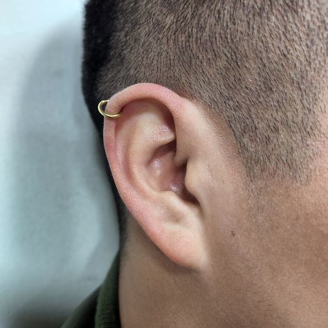 Men’s Helix Piercing, Helix Piercing Men, Cartilage Piercing Men, Men's Piercings Ears, Guys Ear Piercings, Camera Tattoos, Men's Piercings, Earring For Men, Minimalist Ear Cuff