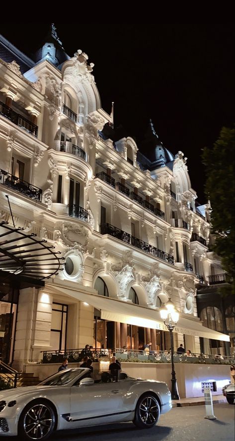 Rich Paris Aesthetic, Monaco Night Aesthetic, Rich Vibes Wallpaper, Rich London Aesthetic, Rich Travel Aesthetic, Paris Aesthetic Night, Rich Photos, Monte Carlo Monaco, Money Outfit