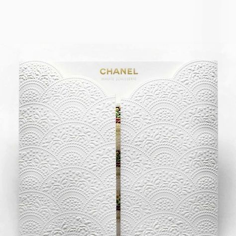 Chanel Invitation, Embossed Packaging, Luxury Invitation Design, Luxury Invitation Card, Glam Invitation, Embossed Invitations, Branding Identity Inspiration, Luxury Packaging Design, Creative Box