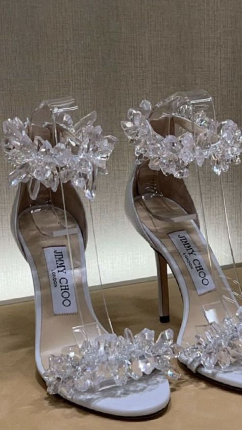 Mesmerising heels by Jimmy Choo Classy Prom, Pretty Heels, Fancy Heels, Fashion Shoes Heels, Cute Shoes Heels, Shoes Heels Classy, Heels Classy, Dream Wedding Ideas Dresses, Prom Dress Inspiration