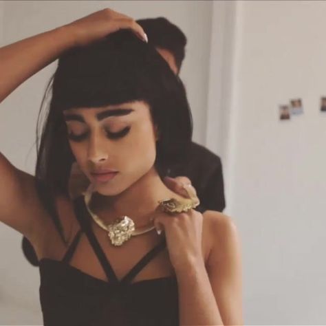 Teddy Natalia Noemi Sinclair is a British singer, actress and songwriter. #Teddy #Natalia #Noemi #Sinclair #TeddySinclair #Inspiration #Kills #NataliaKills #girl Natalia Kills Aesthetic, Teddy Sinclair, 2010s Celebrities, Hollywood Glamour Aesthetic, Natalia Kills, Glamour Aesthetic, Tanktop Girl, Music Room, Hollywood Glamour