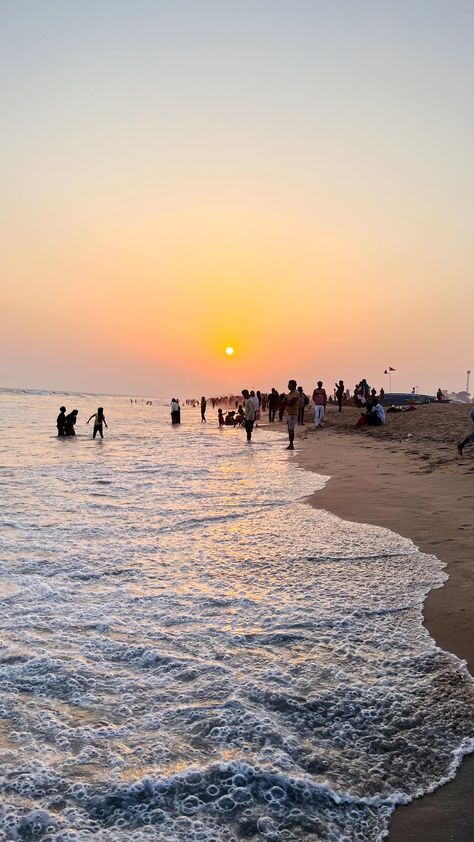 Digha Beach Aesthetic, Digha Sea Beach Photography, Digha Sea Beach, Story Dump, Beach Snap, Good Day Images, Cracked Wallpaper, American Flag Wallpaper, Girly Dp