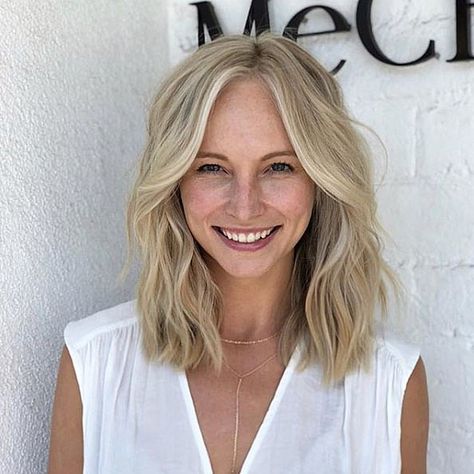 Trendy We Fryzurach, Wispy Hair, Shoulder Length Bob, How To Cut Bangs, Balayage Blonde, Lustrous Hair, Modern Haircuts, Lob Haircut, Haircuts For Fine Hair