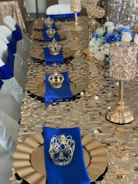 Quince Table, Sweet 16 Party Planning, Navy Blue And Gold Wedding, Gold Quince, Wedding Anniversary Celebration, King Birthday, Dream Wedding Decorations, Navy Blue And Gold, Church Events