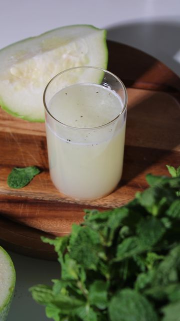 Ash Gourd Juice, Ash Gourd, Peacock Painting, Increase Energy Levels, Essential Nutrients, Healthy Juices, Improve Digestion, Dietary Fiber, Juicing Recipes