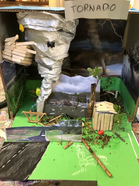 Natural Disasters Project Model, Weather Diorama, Tornado Diorama, Tornado Craft, Science Sorting Activities, Tornado Model, Natural Disasters Lessons, Genius Hour Projects, Science Exhibition Projects