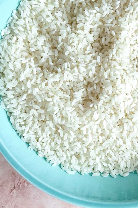 Fluffy Egyptian Rice (Medium Grain Rice) - Hungry Paprikas Egyptian Rice, Medium Grain Rice, Vegetarian Chicken, Vermicelli Noodles, Indian Spices, Rice Recipes, Middle Eastern, Side Dishes, Grain