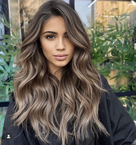 Ash Brown Hair Balayage, Fresh Hairstyles, Baylage Hair, Rambut Brunette, Mushroom Hair, Bronde Balayage, Brown Hair Inspo, Brunette Hair With Highlights, Balayage Hair Dark