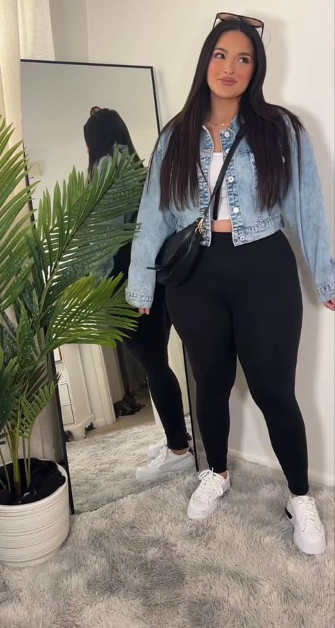 Curvy Casual Outfits, Plus Size Baddie, Dressing Design, Outfits Gorditas, Plus Size Baddie Outfits, Look Legging, Summer Dressing, Celebrities Fashion, Plus Size Fall Outfit