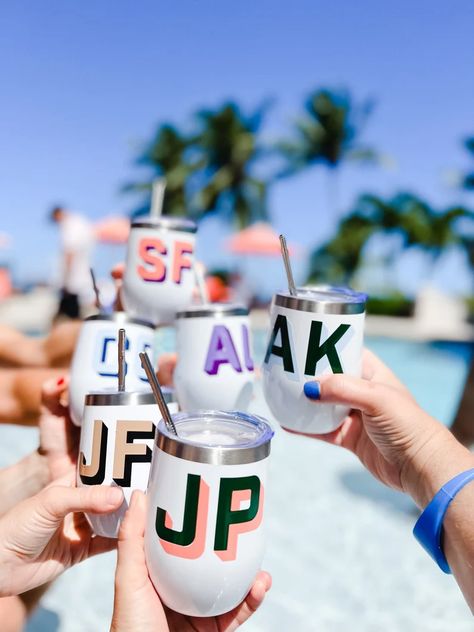 Monogrammed Wine Tumbler Personalized Bridesmaid Proposal Gift - Etsy Personalized Wine Tumbler, Wine Travel, Presents For Mom, Gifts For Wine Lovers, Personalized Wine, The Design Files, Wine Tumbler, Tumbler With Straw, Wine Tumblers