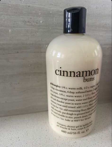 Cinnamon Roll Body Wash, Philosophy Hair Products, Cinnamon Buns Shower Gel, Cinnamon Philosophy, Philosophy Cinnamon Buns, Philosophy Shampoo Aesthetic, Philosophy Shampoo And Conditioner, Philosophy Scents, Cinnamon Lotion