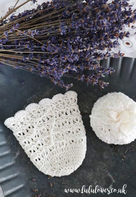 Free Crochet Pattern - Lavender Sachets by Lululoves Crochet Blog Crochet Sachet Free Pattern Lavender, Crochet Sachet Bags Free Pattern, Crochet Wedding Favours, Crochet Sachet, Crochet Lavender, Crochet Pouf, Lavender Seeds, Crochet Pouch, Crochet Wedding