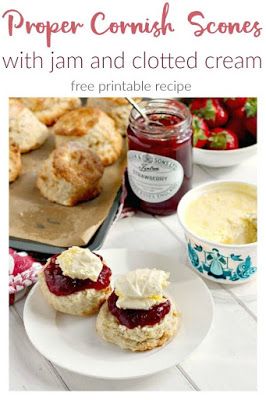 Cream Tea Scones, Cornish Recipes, Cornish Cream Tea, Baked Scones, Jam Homemade, Scones And Jam, British Scones, Baking Scones, English Scones