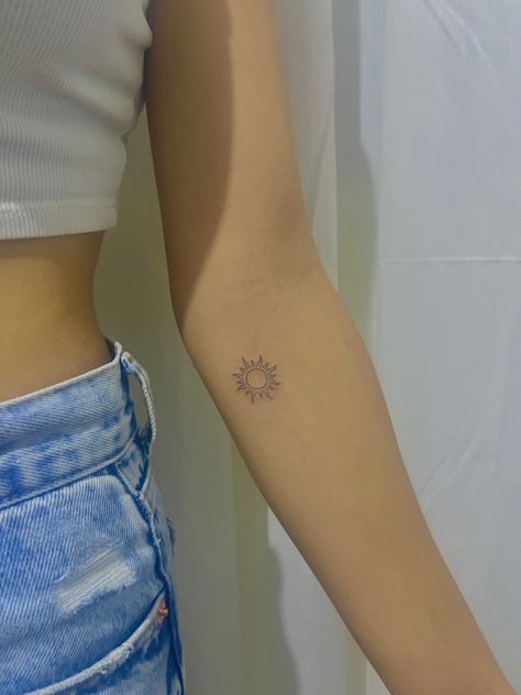 Fine Like Sun Tattoo, Arms Small Tattoos, Dainty Sun Tattoos For Women, Tattoo Spot Ideas, Small Sun Tattoos For Women, Minimalist Tattoo Sun, Small Tattoo Spots, Summer Tattoos For Women, Small Bicep Tattoos For Women