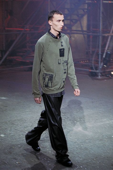 Raf Simons Aesthetic, Raf Simons Campaign, Raf Simons Menswear, Raf Simons Archive, 2000s Runway, Raf Simmons, Twisted Mind, Brand Moodboard, Normcore Fashion