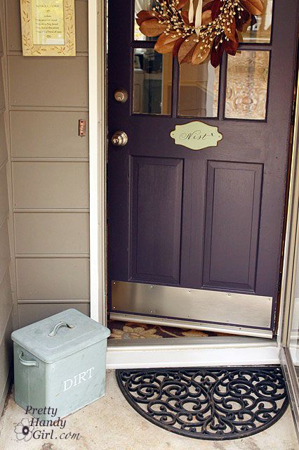 Adorable entryway~ love the "Nest" sign and the tin box of "dirt" Purple Front Door, Purple Front Doors, Tan House, Black Shutters, Front Door Paint Colors, Door Colors, Purple Door, Door Paint Colors, Painted Front Doors