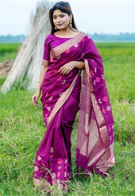 Jamdani Linen Cotton Saree in Purple Broad Border Saree, Deep Magenta, Rani Pink, Cotton Sarees Online, Border Saree, Back Neck Designs, Half Sleeve Blouse, Utsav Fashion, Trendy Blouses