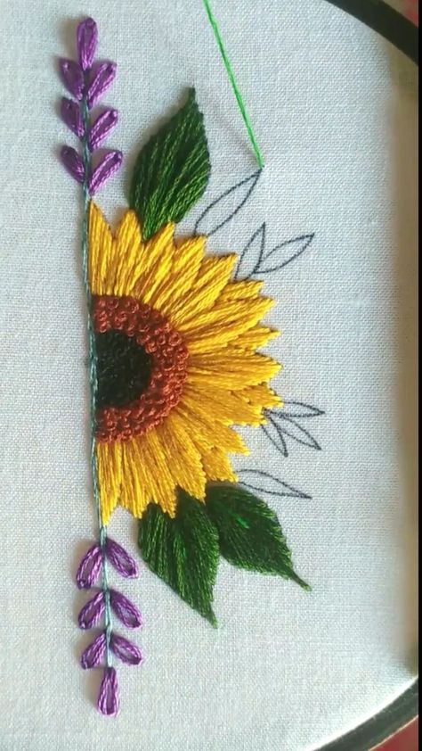 Half Sunflower Embroidery Pattern, Sunflower Stitch Embroidery, Easy Sunflower Embroidery, Sunflower Embroidery Pattern Templates, Yellow Flowers Embroidery, Sunflower Embroidery Designs, Sunflower Embroidery Pattern Design, Embroidery Sunflower Pattern, Sunflower Hand Embroidery