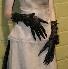 Hash Slinging Slasher, Steampunk Witch, Halloween Costumes 2022, Crow Costume, Claw Gloves, Character Board, Halloween This Year, Creative Halloween Costumes, Costume Makeup