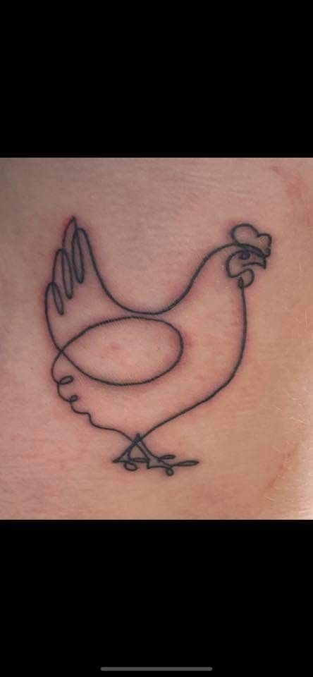 Hen And Rooster Tattoo, Chicken And Rooster Tattoo, Tiny Chicken Tattoo, Cute Chicken Tattoo, Chicken Tattoos For Women, Little Chicken Tattoo, Small Chicken Tattoo, Hen Sketch, Chicken Tattoo Ideas