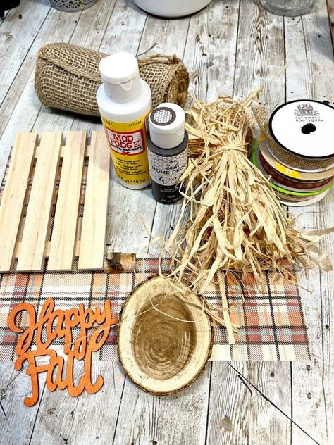 Fall Pallets Ideas, Dollar Tree Fall Decor Diy Halloween Decorations, Fall Diy Crafts Dollar Tree, Dollar Store Pallet Crafts, Dollar Tree Pallet Pumpkins, Diy Fall Dollar Tree Crafts, Dollar Tree Fall Diy 2023, Easy Halloween Decorations Diy Fall Crafts, Dollar Tree Fall Crafts 2024