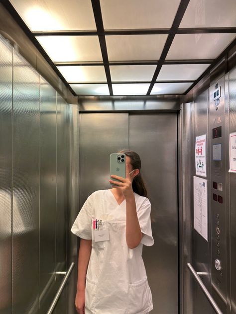 Hospital Life Aesthetic, Surgical Intern Aesthetic, Hospital Job Aesthetic, Hospital Work Aesthetic, Clinical Pharmacist Aesthetic, Hospital Nurse Aesthetic, Medstudent Aesthetic, Clinical Aesthetic, Hospital Vibes