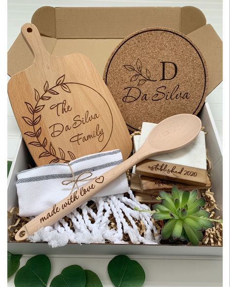 Congrats Gifts, Housewarming Gift Baskets, Housewarming Gift Ideas, Wedding Gift Set, Kitchen Spoon, Best Housewarming Gifts, Newly Married Couple, Wedding Gift Baskets, Wedding Gift Boxes