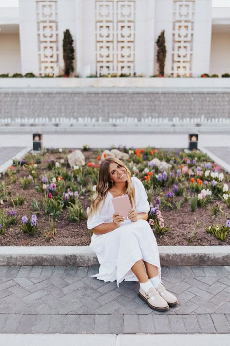 Sister missionary lds temple Lds Mission Pictures Sister Missionaries, Lds Missionary Aesthetic, Missionary Photoshoot Sister, Missionary Aesthetic, Sister Missionary Shoes, Lds Missionary Pictures, Lds Sister Missionary Outfits, Mission Photoshoot, Missionary Pose Reference