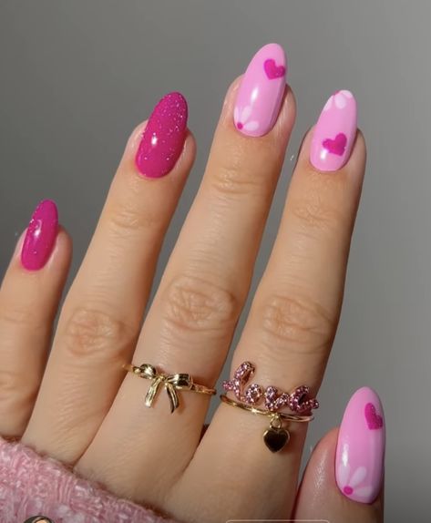 Barbie Pink Almond Nails, Pink Almond Nails, Coral Nails With Design, Ballerina Nails Shape, Nagellack Trends, Acrylic Toe Nails, Graduation Nails, Magic Nails, Hello Nails