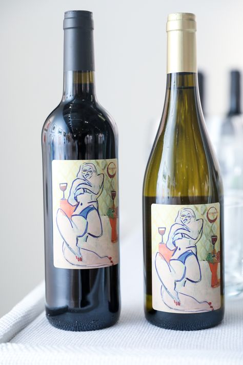 Paint Wine Bottles, Wine Labels, Wine Label Illustration, Unique Wine Labels, Wine Label Art, Wine Label Inspiration, Creative Wine Label, Unique Wine Bottles, Wine Bottle Label Design