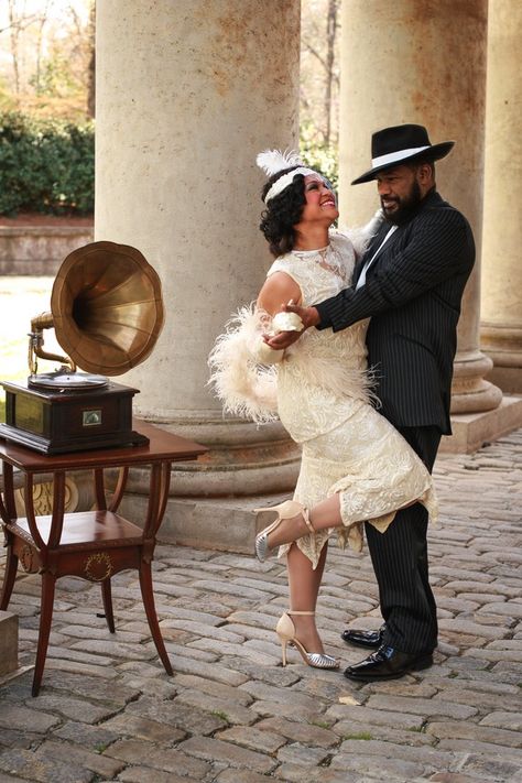 1920s Engagement Photos Roaring 20s Engagement Party, 1920s Engagement Photos, 20s Inspired Outfits, Estilo Charleston, Harlem Nights Theme, Boca Raton Resort, Gatsby Gala, Harlem Nights, Great Gatsby Theme