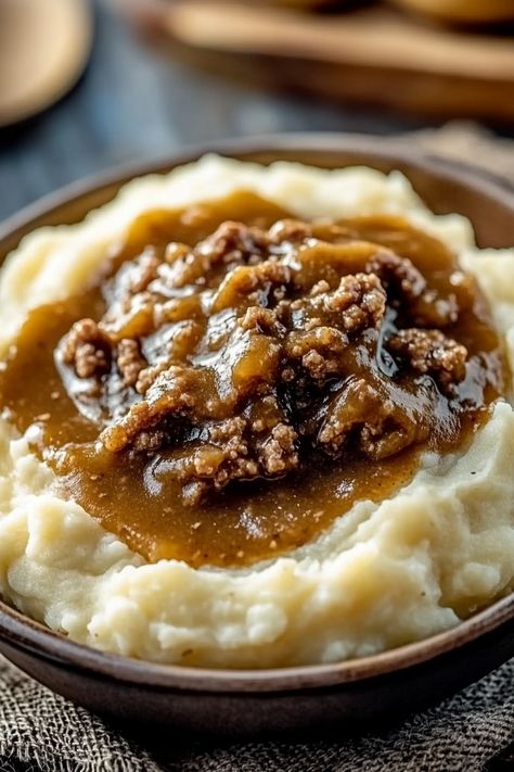 Ground Beef and Gravy Over Mashed Potatoes Hamburg Gravy Over Mashed Potatoes, Hamburger And Mashed Potatoes, Ground Beef Over Mashed Potatoes, Ground Beef And Gravy Over Mash Potatoes, Ground Beef And Mashed Potatoes, Ground Beef And Gravy, Beef And Gravy, Hamburger Gravy, Gravy Packet